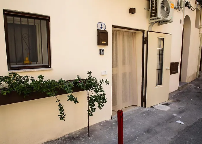 Scillo House